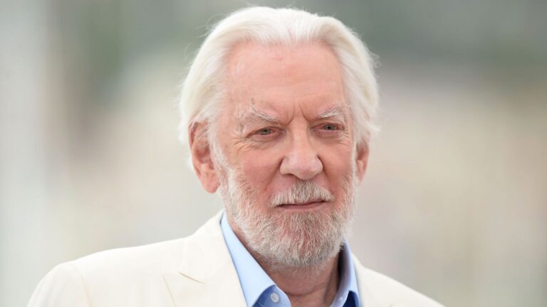 muere-el-actor-donald-sutherland,-conocido-por-papeles-en-«m*a*s*h»,-«klute»-y-«the-hunger-games»